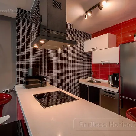 Endless Horizon View - Free Private Parking Including & Guest Bonus Appartement