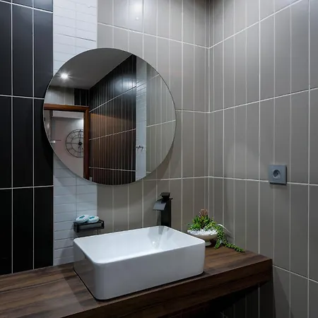 Endless Horizon View - Free Private Parking Including & Guest Bonus Appartement *